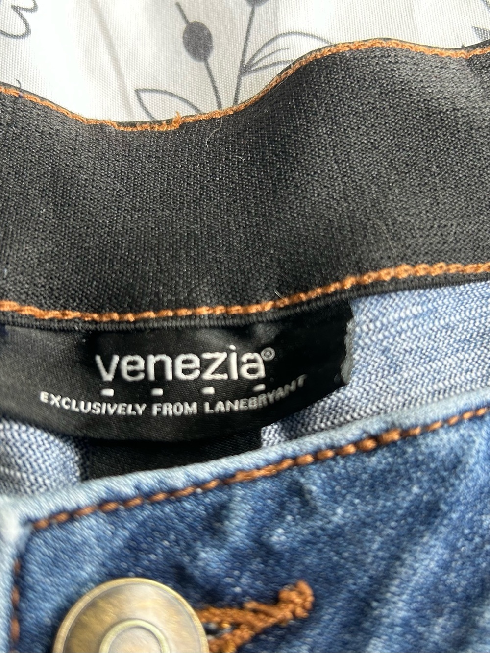 Venezia Blue Denim Jeans with Brown Topstitching - Picture 4 of 5
